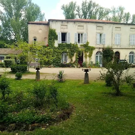 La Grange De Saint-martin / Les Ecuries Du Chateau St-martin