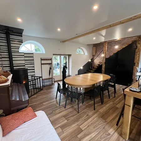 Villa La Grange De Saint-martin / Les Ecuries Du Chateau St-martin